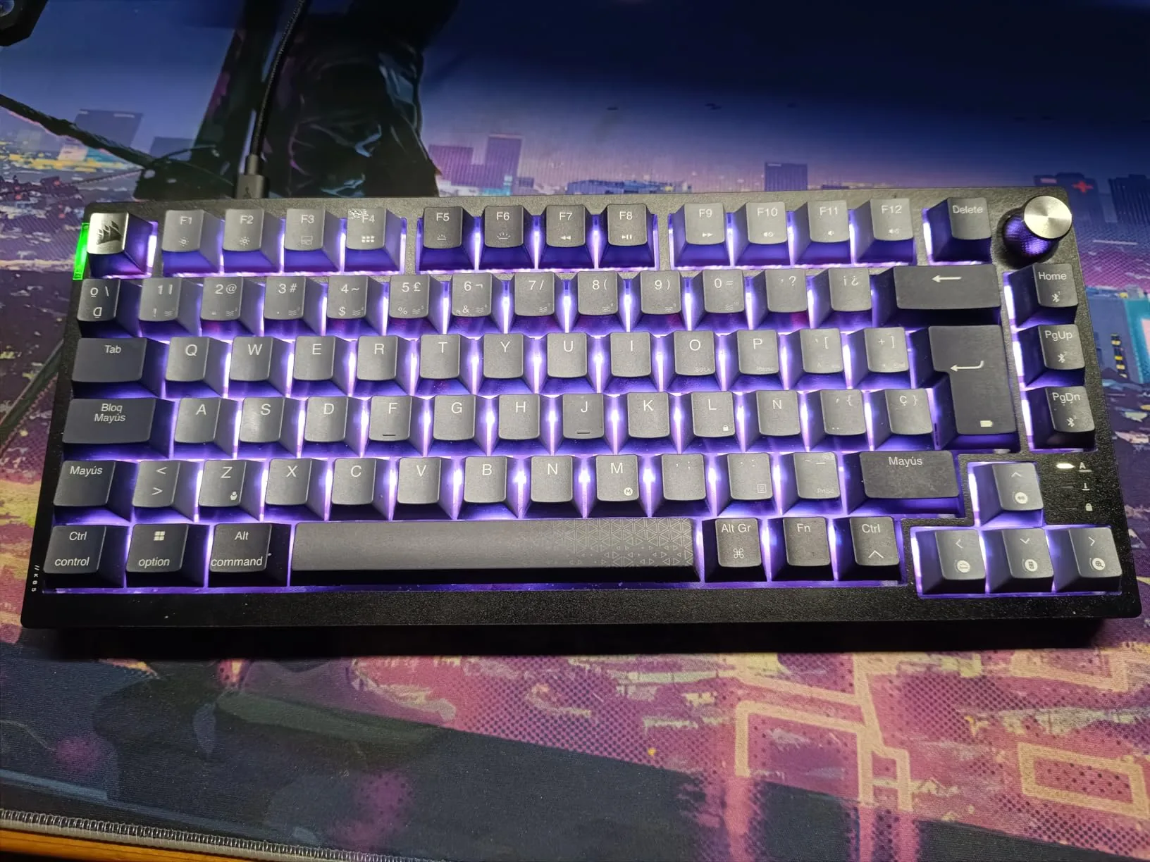 Reseña Corsair K65 Plus Wireless